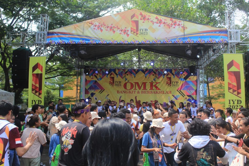 berita katolik, catholic, katolik IYD2023, Katolik, katolik indonesia, kisah inspiratif, Komunio Juni 2023, katekese, komsos kapal, palembang, komisi kepemudaan, youth day, jakabaring sport city